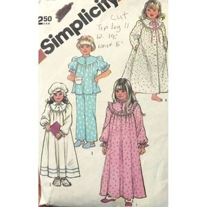 Vintage Simplicity Sewing Pattern 5747 Girls Nightgown Pajamas Robe & Hat Sz 3-4